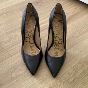 Sam edelman pumps
